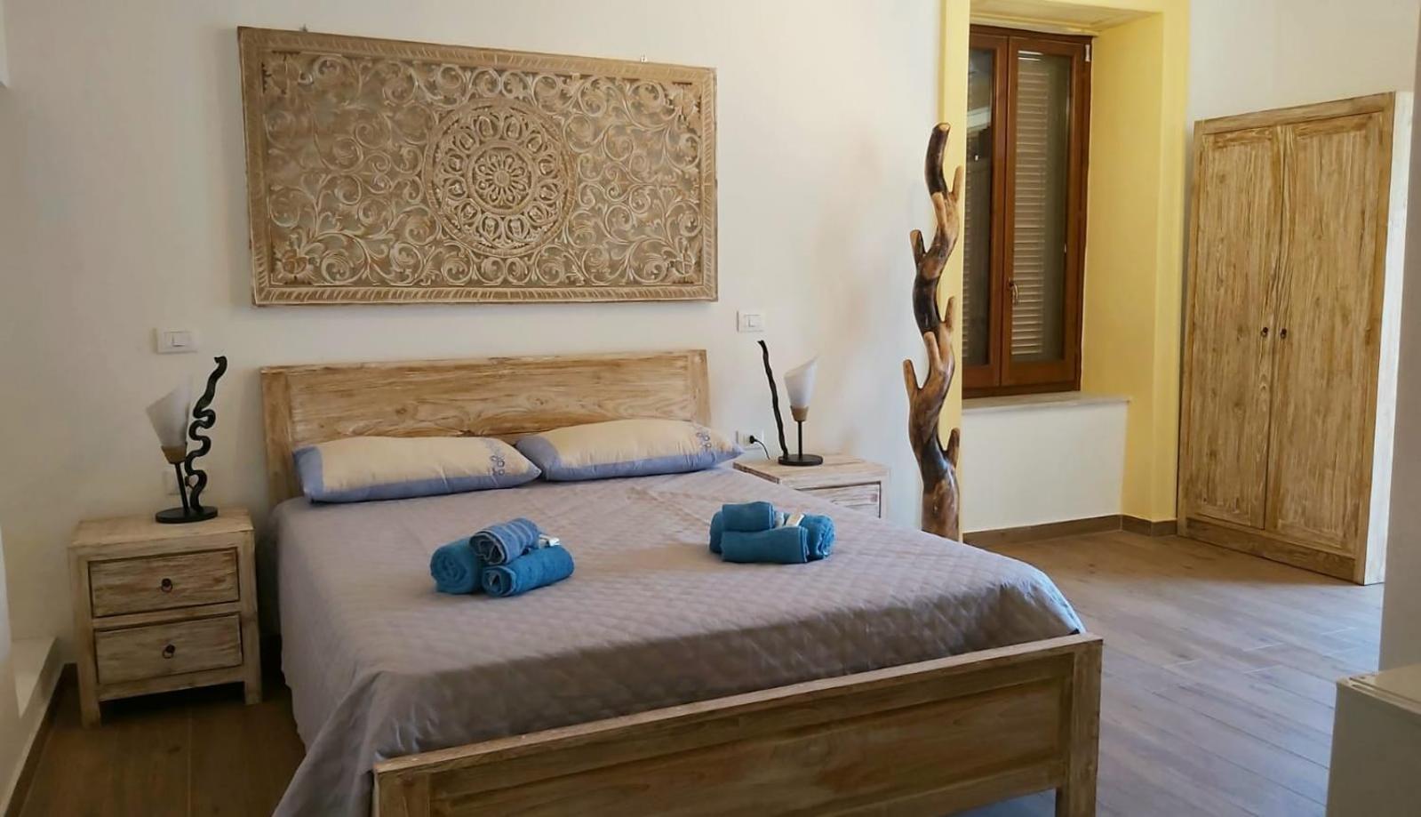 B&B I Viaggi Di Edo Crotone Exteriör bild